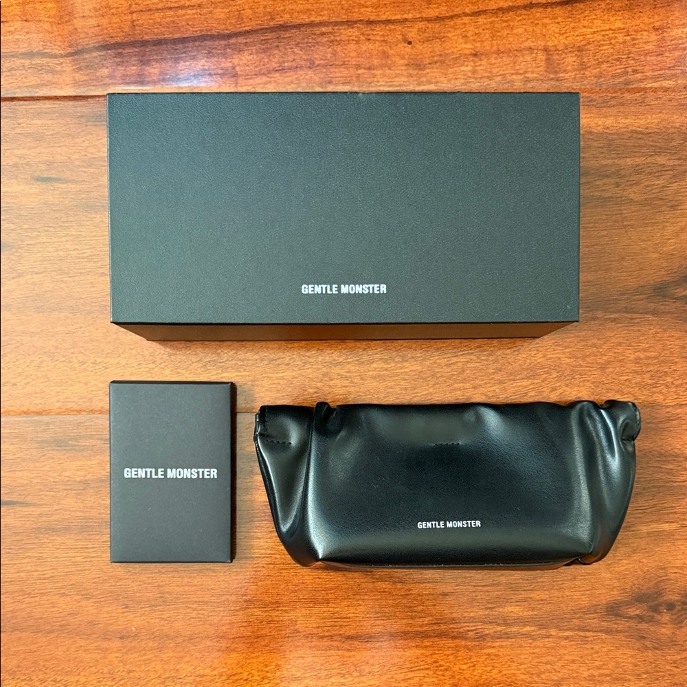 Gentle Monster Box + Glasses pouch